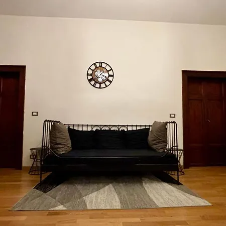 Casa Del Conte Canino